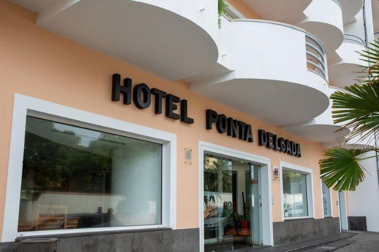 Hotel Pta. Delgada 3* Hotel Pta. Delgada 3*