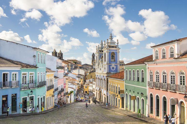 Madeira,<br>Canárias e Brasil Madeira,<br>Canárias e Brasil