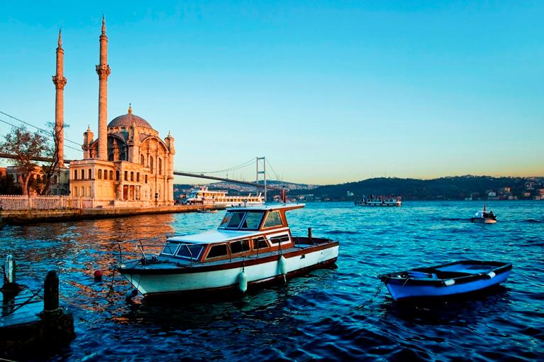 Istambul a Izmir<br>Férias de Verão Istambul a Izmir<br>Férias de Verão